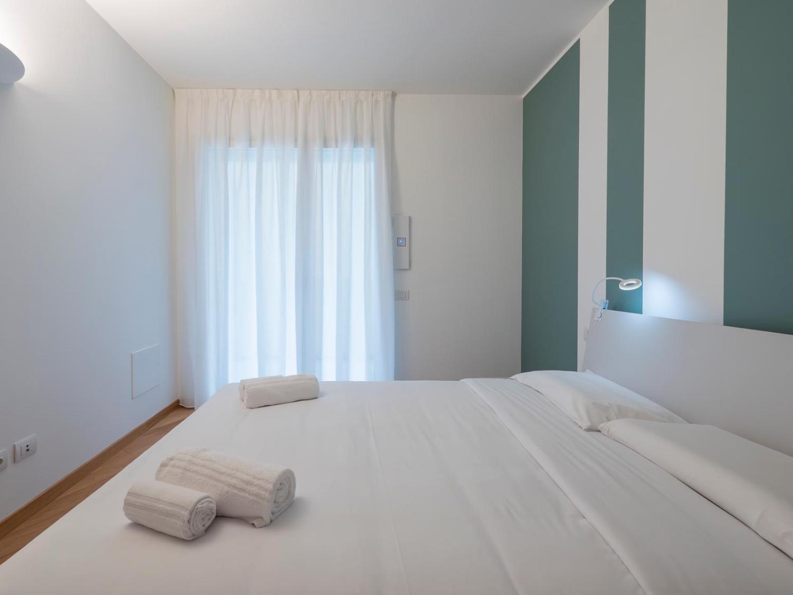 Crovato'S Palace Apartments - Design E Comfort Nel Cuore Di Milano Luaran gambar