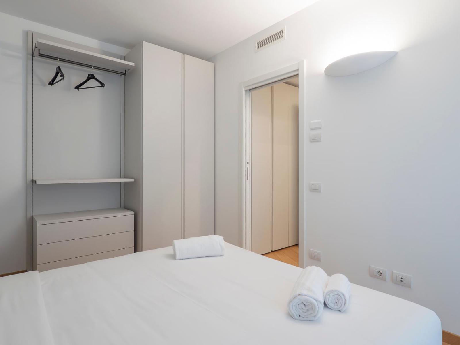 Crovato'S Palace Apartments - Design E Comfort Nel Cuore Di Milano Luaran gambar